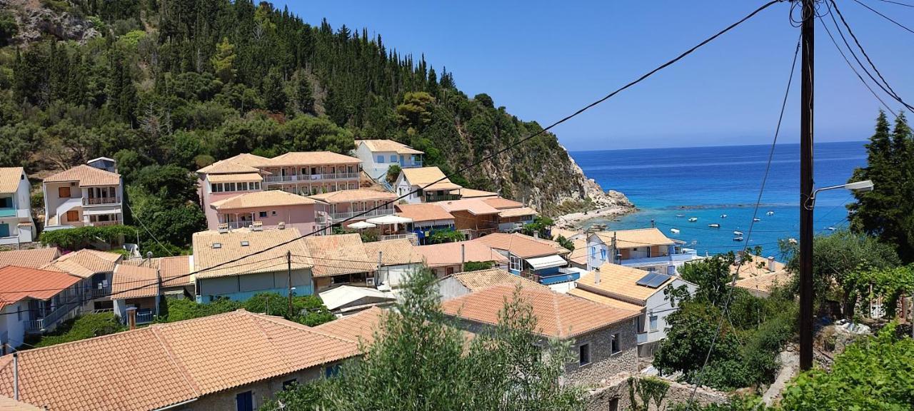 Villa Spiros Áyios Nikítas 외부 사진