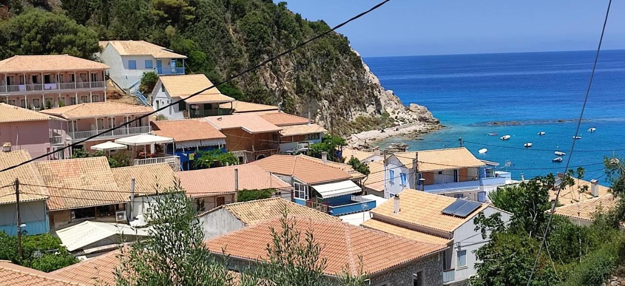 Villa Spiros Áyios Nikítas 외부 사진